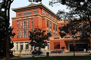 上海IEC中日融合課程圖書館