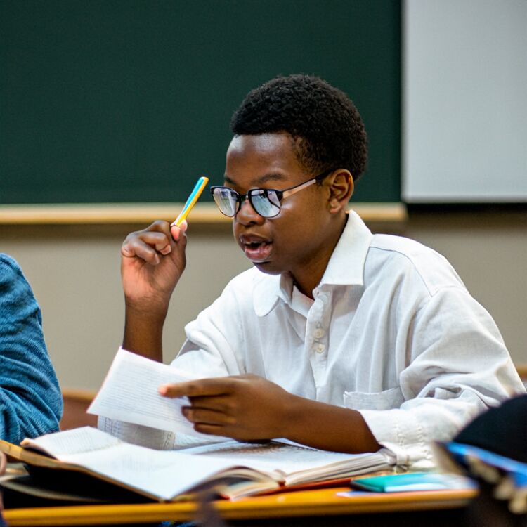 三亞國際學(xué)院