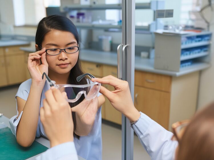 東麗國際高中學(xué)費(fèi)一年多少錢